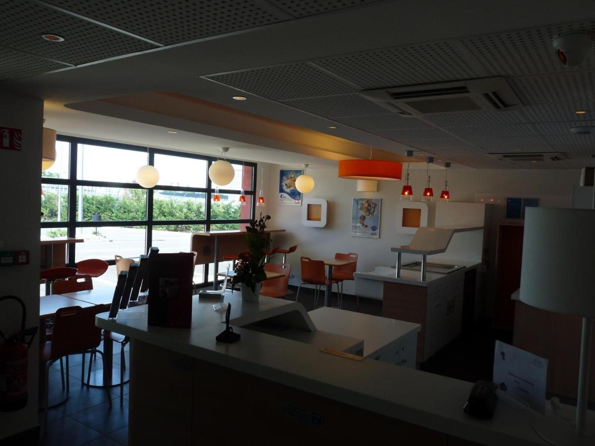 Ibis Budget Montauban Les Chaumes Buitenkant foto