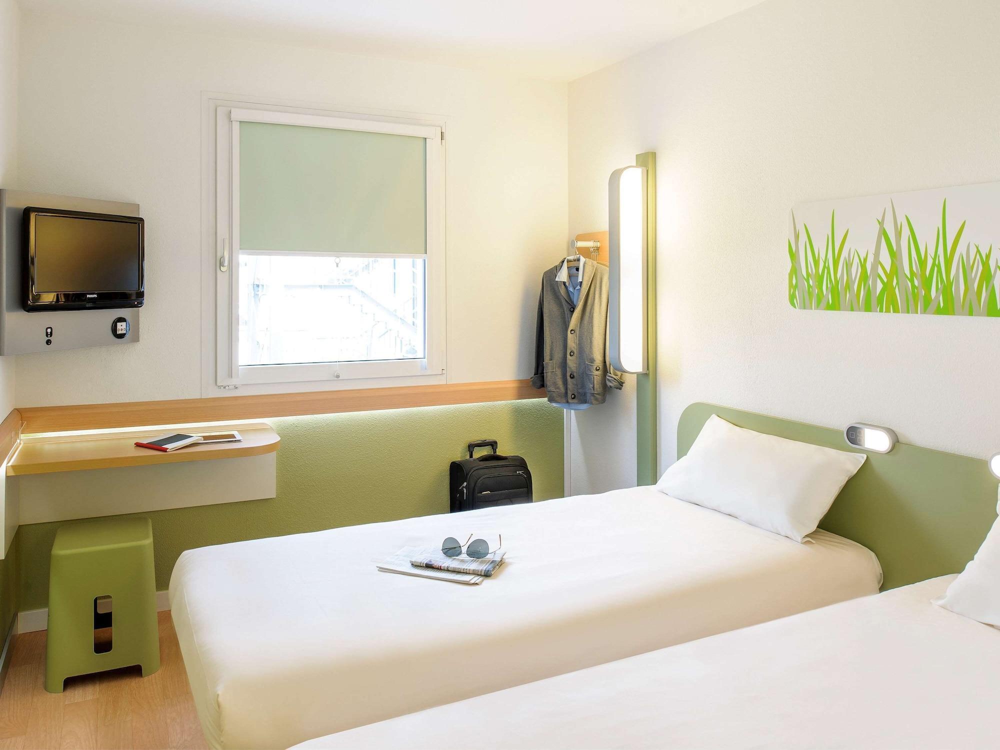 Ibis Budget Montauban Les Chaumes Buitenkant foto