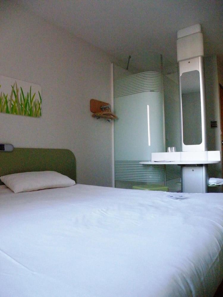 Ibis Budget Montauban Les Chaumes Buitenkant foto