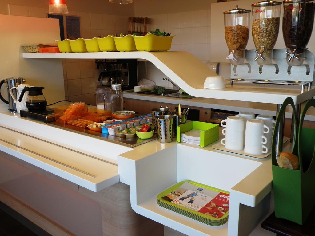 Ibis Budget Montauban Les Chaumes Buitenkant foto
