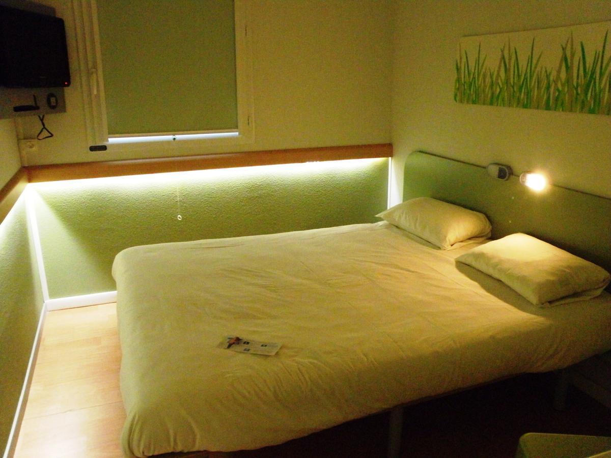 Ibis Budget Montauban Les Chaumes Kamer foto